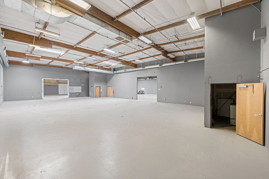 More Photos Of 610 E Glendale Ave, Sparks Warehouse For Lease