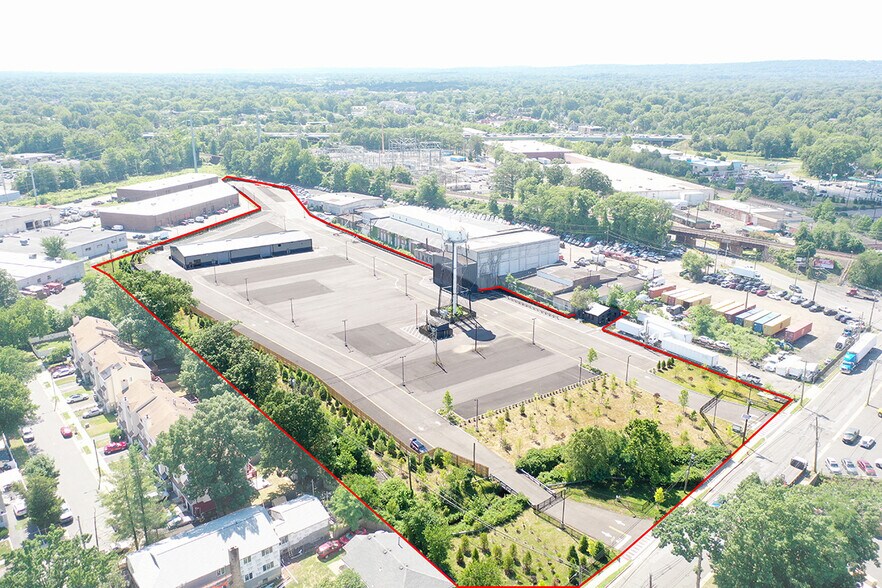 More Photos Of 120 Aldene Rd, Roselle Warehouse For Lease