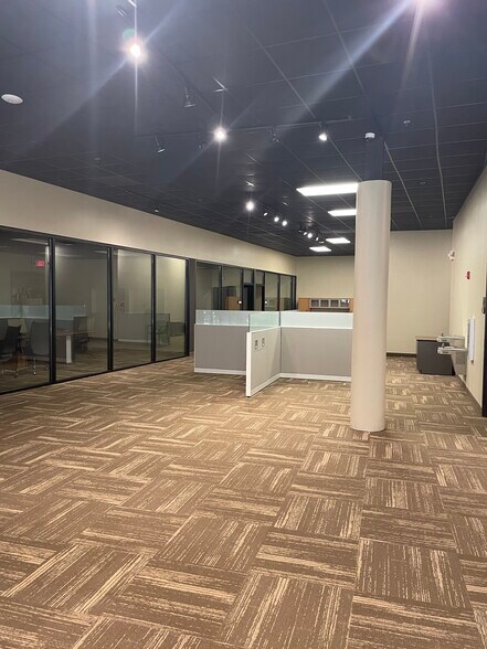 More Photos Of 7800-7880 Thorndike Rd, Greensboro Light Distribution For Lease