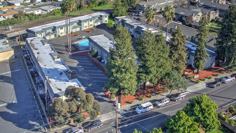 More Photos Of 28222 Lustig Ct, Hayward Apartments For Sale