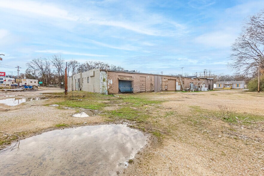 More Photos Of 422 W Liberty Ave, Covington Self Storage For Sale