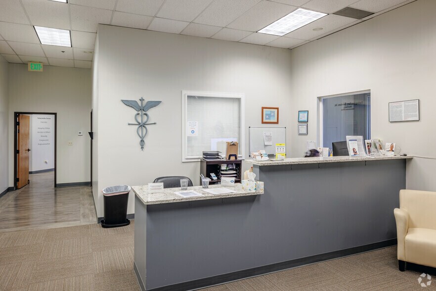 More Photos Of 550 E Thornton Pky, Thornton Unknown For Lease