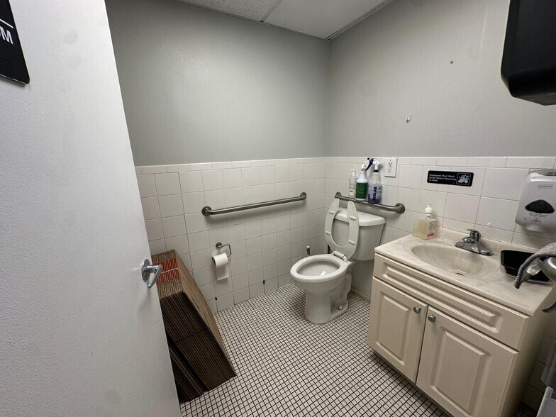 More Photos Of 131 W 135th St, New York Apartments For Lease