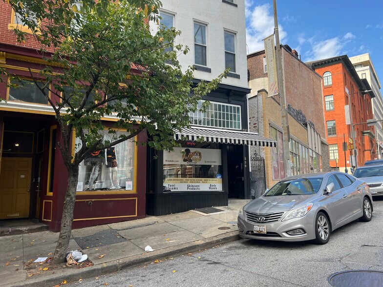 More Photos Of 226 N Liberty St, Baltimore Storefront Retail Residential For Sale