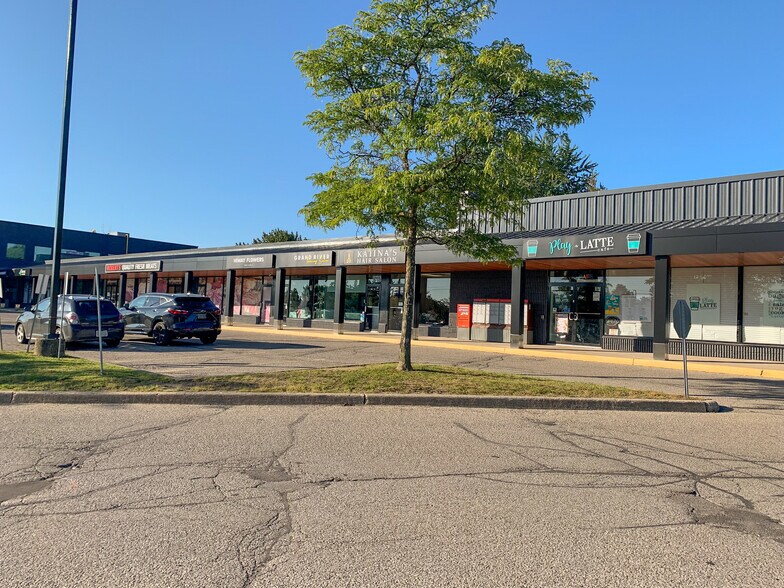 Primary Photo Of 1601 River Rd E, Kitchener Storefront For Lease