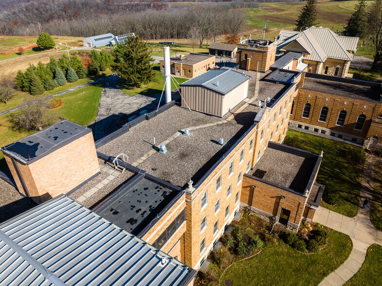 More Photos Of W2658 WI-33, La Crosse Assisted Living For Sale