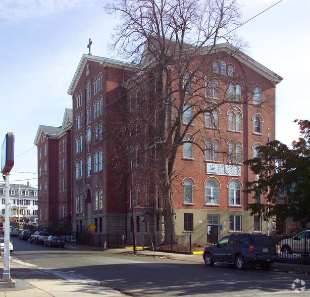 More Photos Of 29-37 Park St, Fall River Schools For Sale