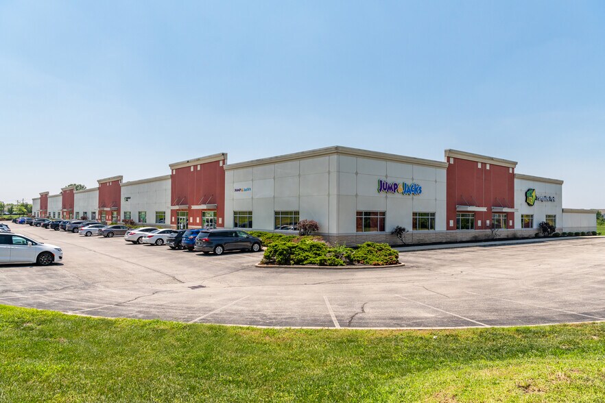 More Photos Of 7102-7116 Office Park Dr, West Chester Flex For Sale