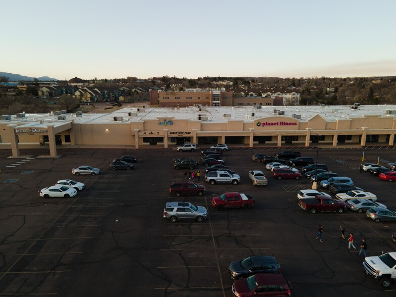 More Photos Of 2508-2520 Airport Rd, Colorado Springs General Retail For Lease