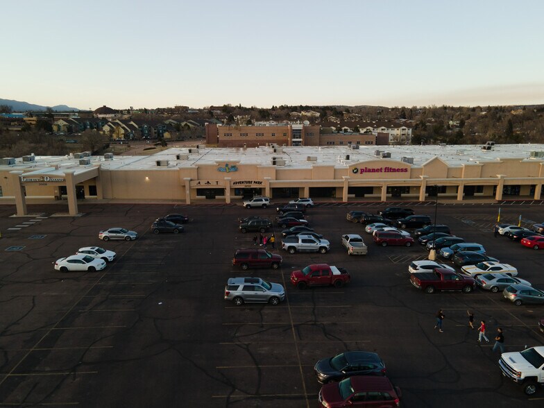 More Photos Of 2508-2520 Airport Rd, Colorado Springs General Retail For Sale