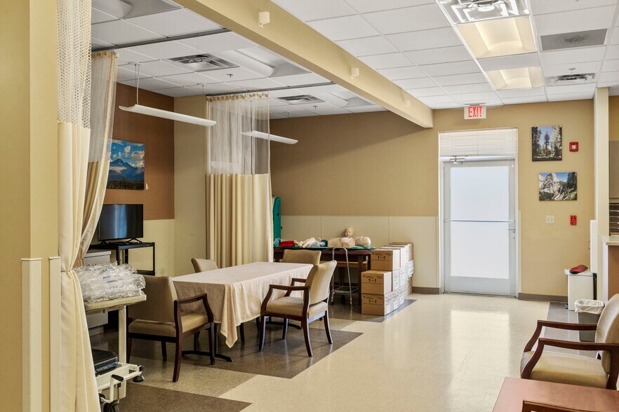 More Photos Of 8410 Decatur St, Westminster Medical For Sale