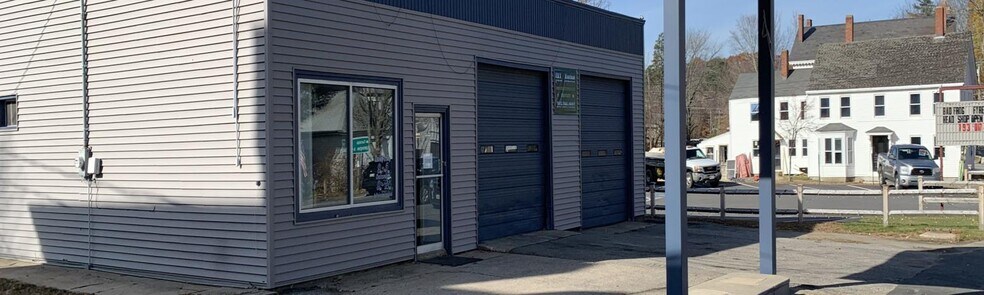 More Photos Of 29 Main St, Limerick Service For Sale