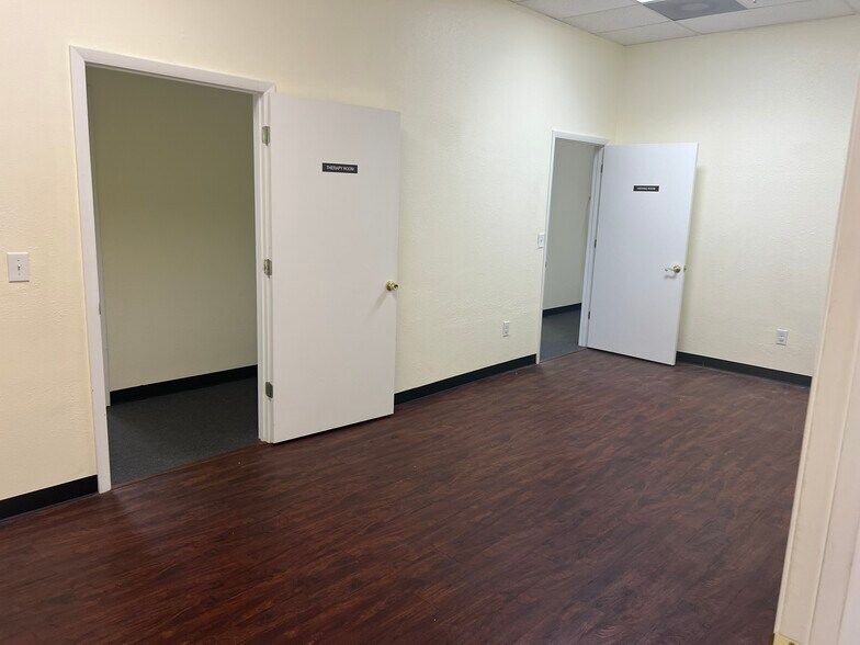 More Photos Of 4740-4780 US Highway 19, New Port Richey Unknown For Lease