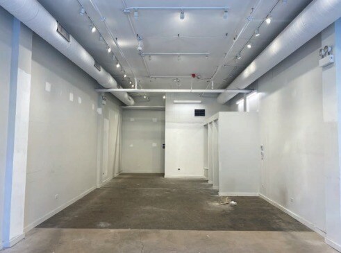 More Photos Of 900 W Randolph St, Chicago Office For Lease