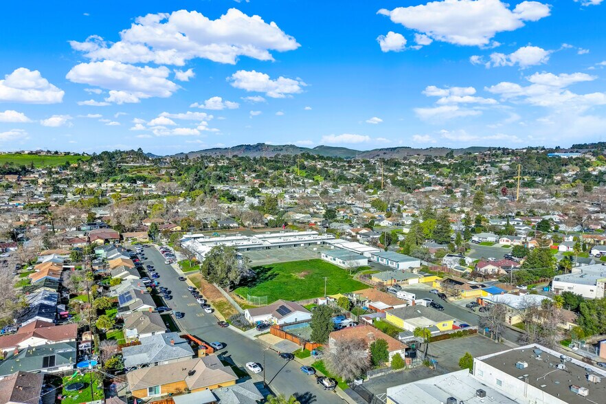 More Photos Of 1727-1731 Springs Rd, Vallejo Freestanding For Sale