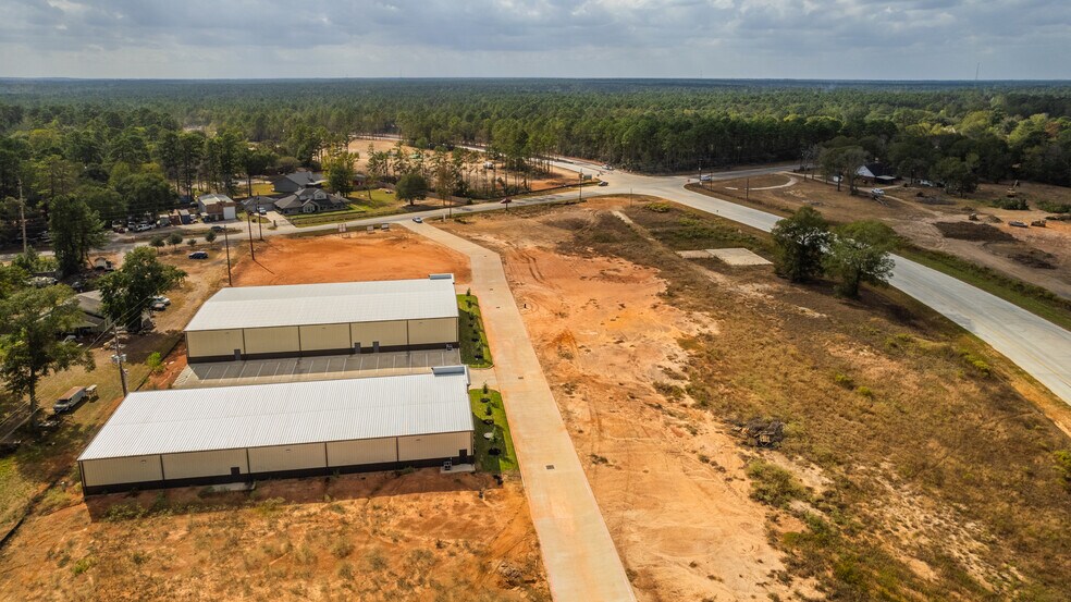 More Photos Of 30130 Dobbin Huffsmith Rd, Magnolia Distribution For Sale