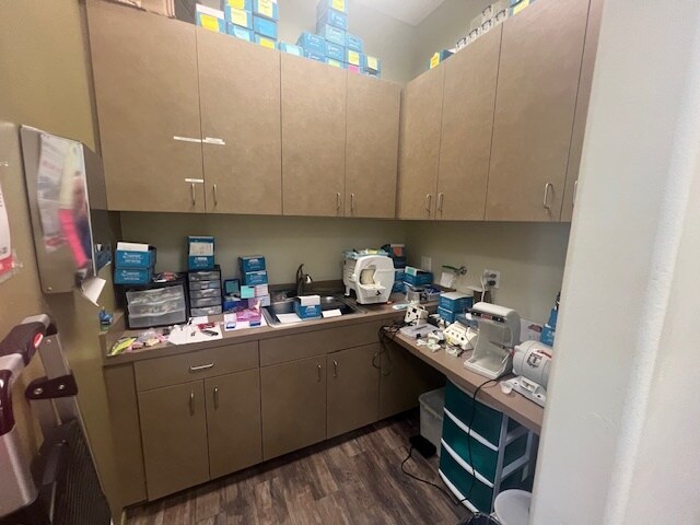 More Photos Of 2525 W Carefree Hwy, Phoenix Medical For Sale