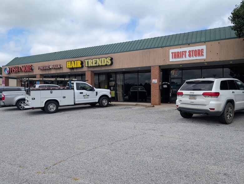 Primary Photo Of 3049 Hartley Bridge Rd, Macon-Bibb Storefront For Lease