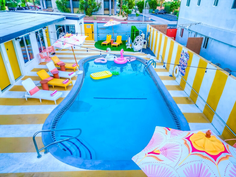 More Photos Of 1339 N Indian Canyon Dr, Palm Springs Hotel For Sale