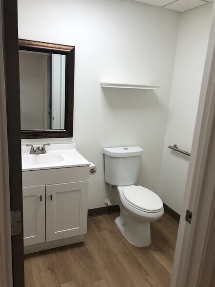 More Photos Of 3410 Knoxville Ave, Lubbock Medical For Lease