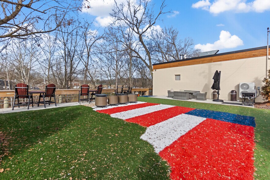 More Photos Of 97 E Main St, Batavia Office For Sale