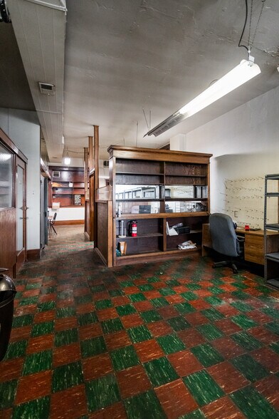 More Photos Of 6349 Grand River Ave, Detroit Storefront For Sale