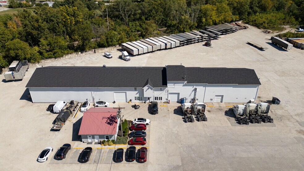 More Photos Of 1781 E Risser St, Kankakee Warehouse For Sale