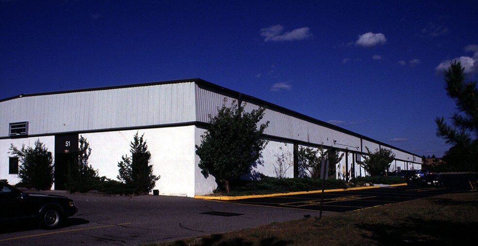 More Photos Of 200 Trade Zone Dr, Ronkonkoma Unknown For Lease