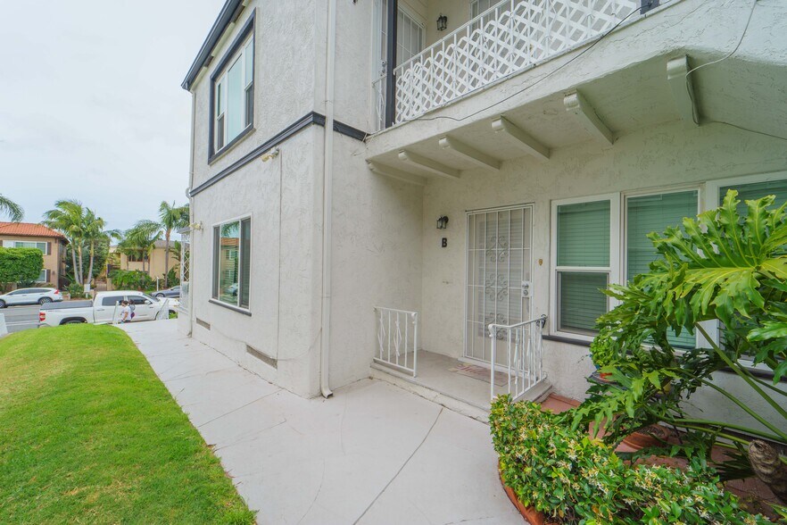 More Photos Of 3621 Park Blvd, San Diego Apartments For Sale