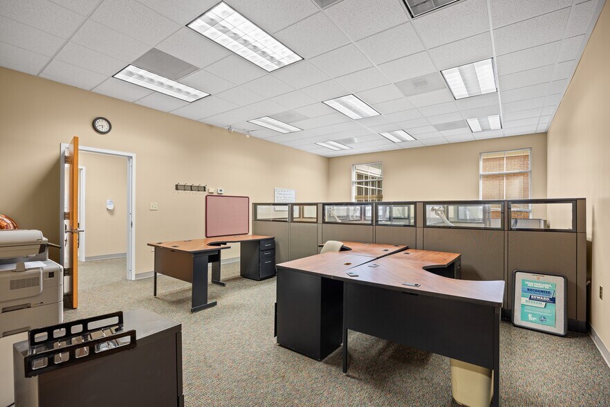 More Photos Of 160 Willbrook Blvd, Pawleys Island Office For Lease