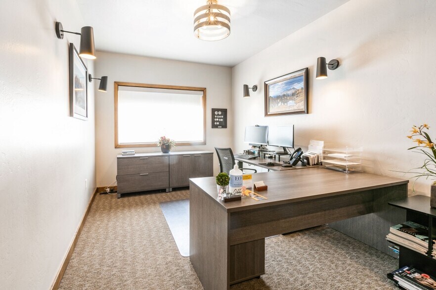 More Photos Of 1920 Prospector Ave, Park City Office For Sale