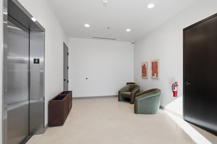 More Photos Of 1311 Seven Hills Dr, Henderson Medical For Sale