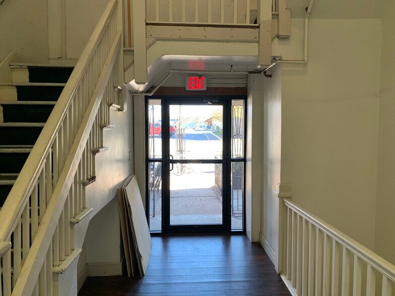 More Photos Of 123-127 W Beaver Ave, State College Storefront Retail Residential For Sale