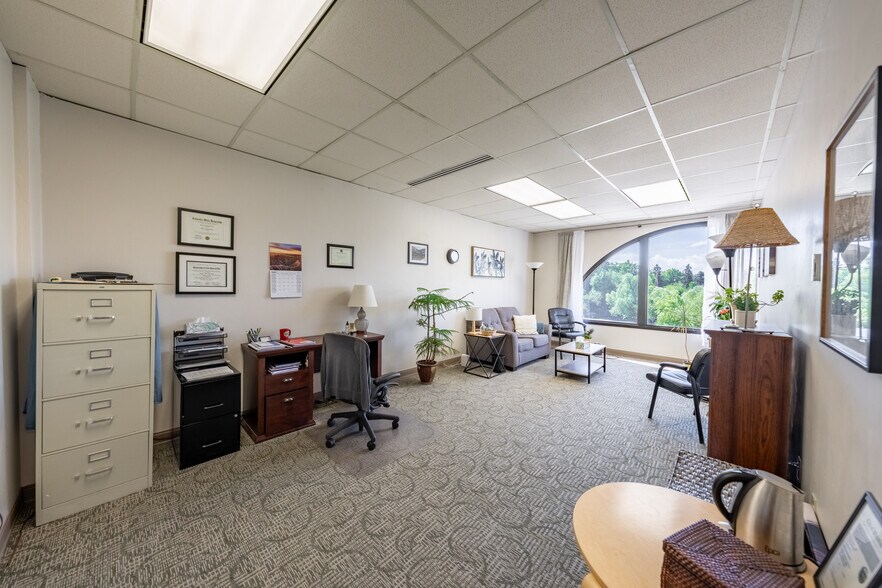 More Photos Of 100 2nd St E, Whitefish Office For Lease