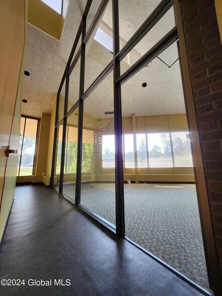 More Photos Of 436 New Karner Rd, Albany Office For Lease