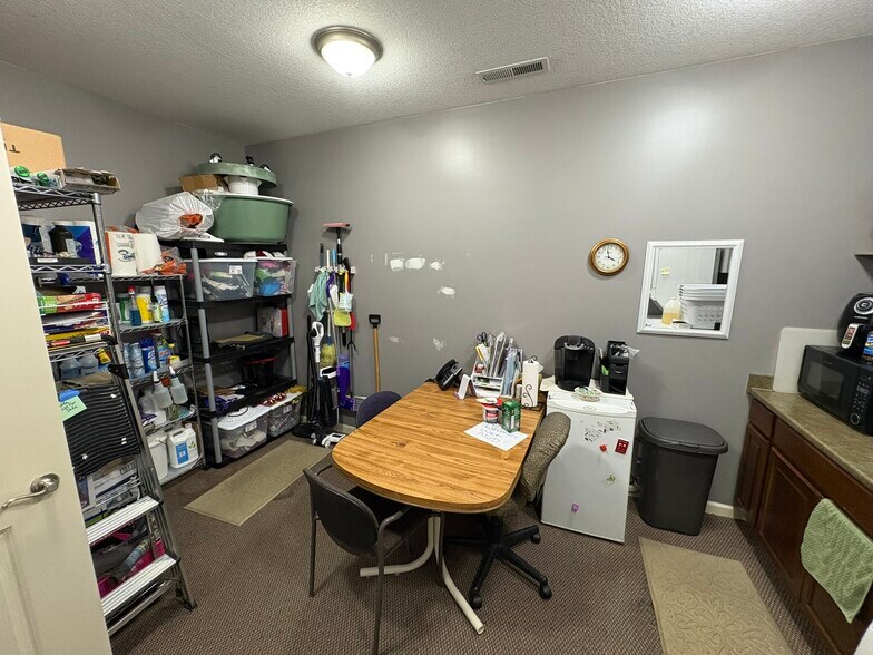 More Photos Of 10534-10536 Coldwater Rd, Fort Wayne Office For Lease