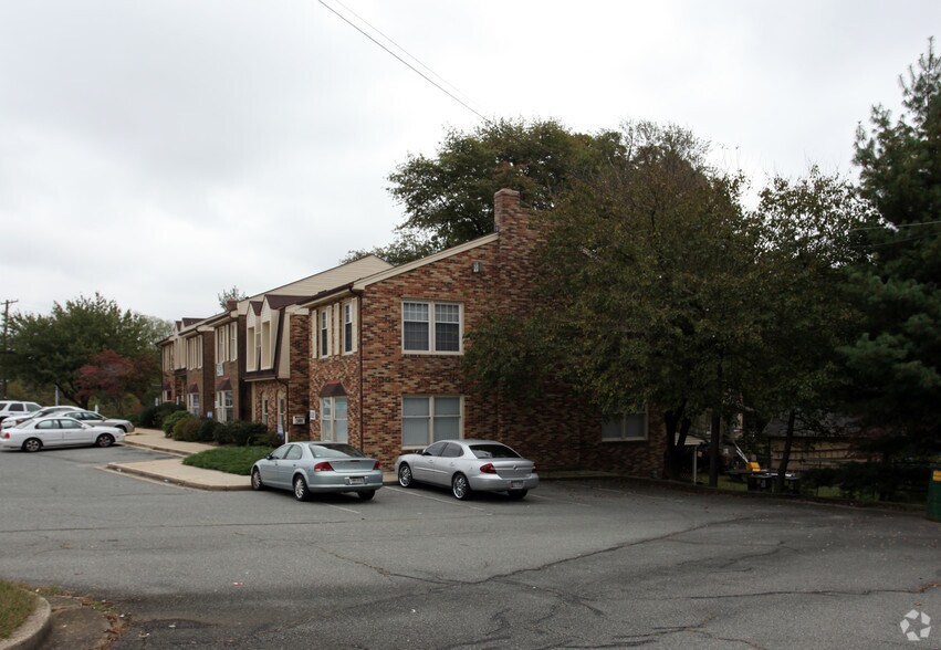 More Photos Of 6505-6509 Old Branch Ave, Temple Hills Office For Lease
