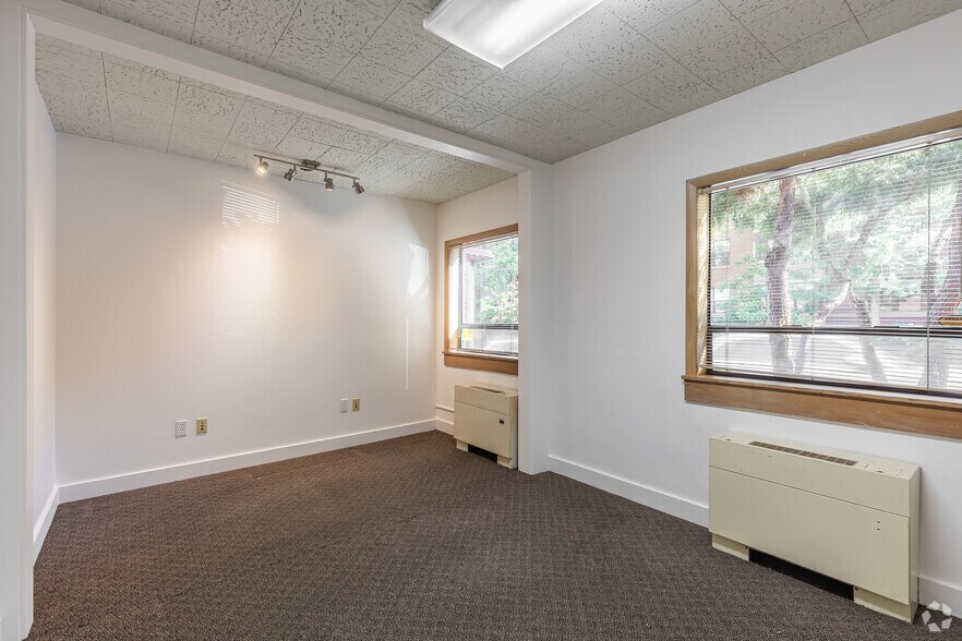 More Photos Of 2455 NW Marshall St, Portland Office For Lease