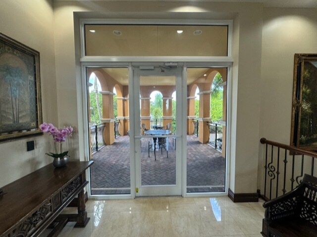 More Photos Of 134 S Dixie Hwy, Hallandale Beach Office For Lease