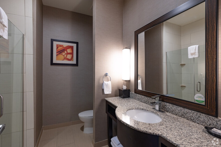 More Photos Of 4606 Westway Park Blvd, Houston Hotel For Sale