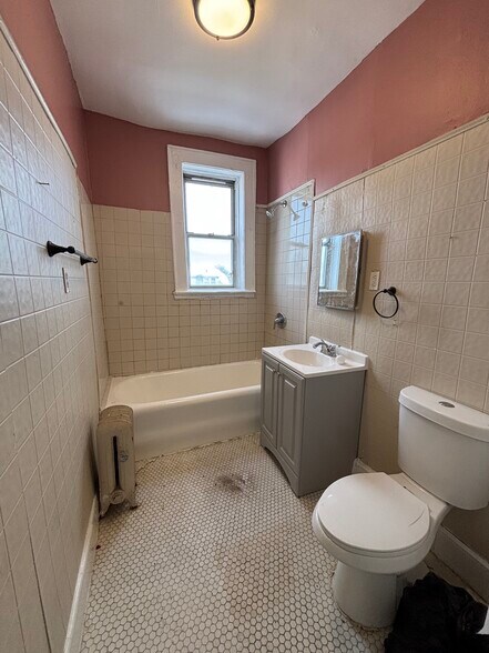 More Photos Of 53 N Day St, Orange Apartments For Sale