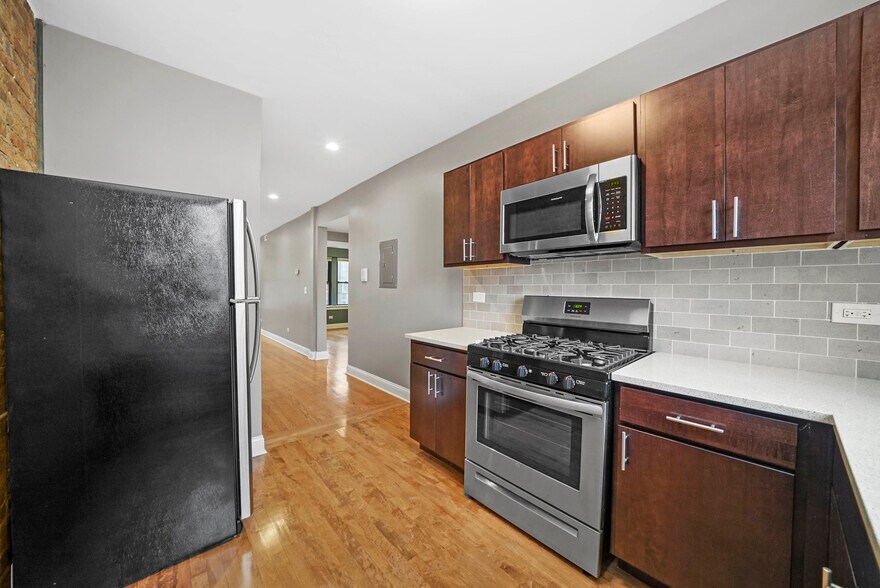More Photos Of 1619 E 70th St, Chicago Apartments For Sale
