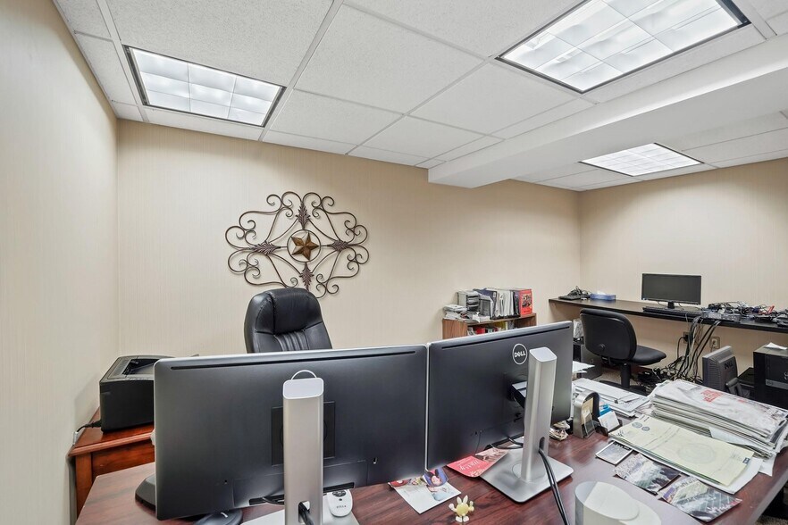 More Photos Of 27 Cleveland St, Valhalla Loft Creative Space For Lease