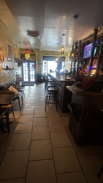 More Photos Of 650 Tenth Ave, New York Apartments For Lease