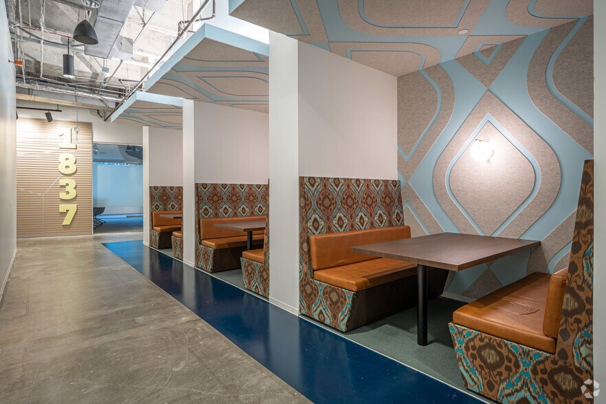 More Photos Of 2101 CityWest Blvd, Houston Office For Lease