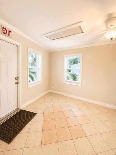 More Photos Of 2997 N Us Highway 1, Fort Pierce Light Manufacturing For Lease