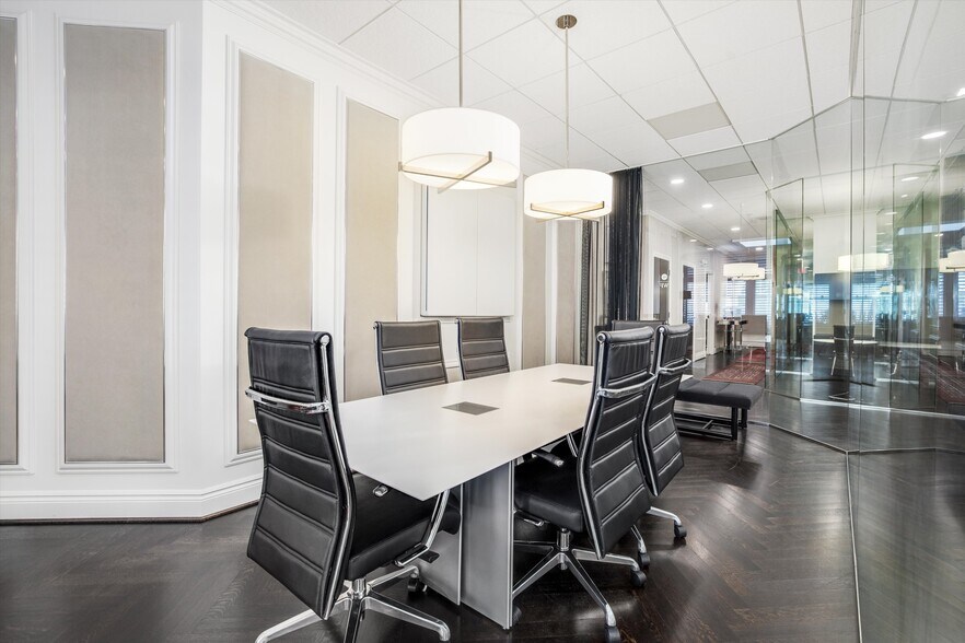 More Photos Of 112 Kercheval Ave, Grosse Pointe Office Residential For Lease