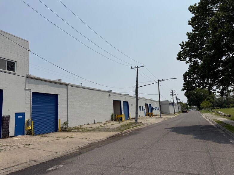 More Photos Of 19000 Fitzpatrick, Detroit Industrial For Sale