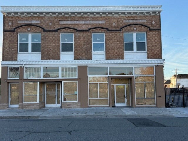 More Photos Of 512 Macdonald Ave, Richmond General Retail For Sale