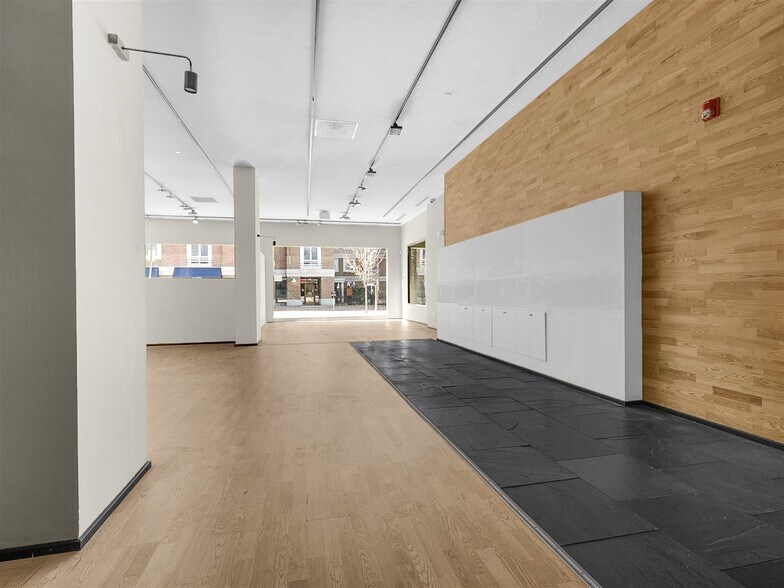 More Photos Of 997-1013 Massachusetts Ave, Cambridge Freestanding For Lease